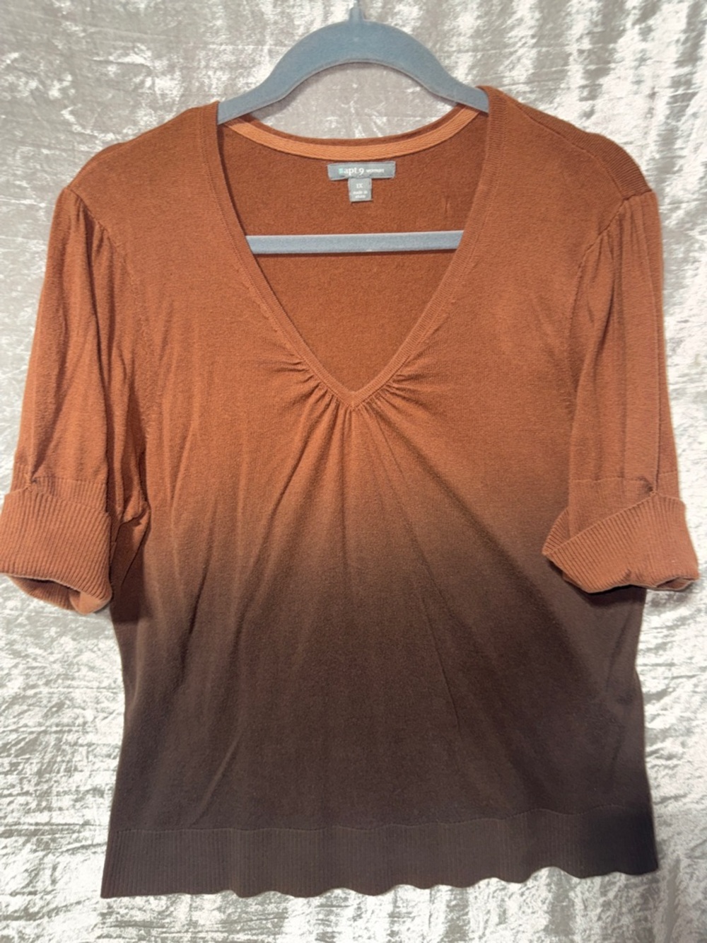 Apt. 9 Rust to Chocolate Ombre V-Neck Short Sleeve Tee